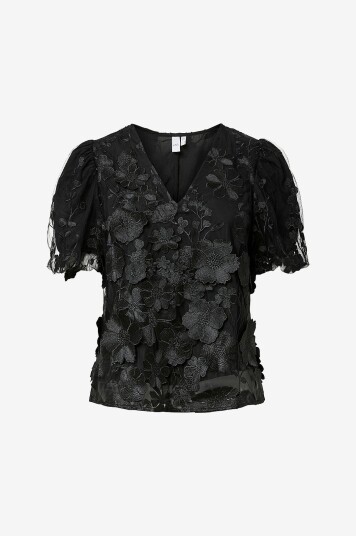 YAS Y.A.S Bluse yasFlowering SS V neck Svart YAS Y.A.S Bluse yasFlowering SS V neck Svart