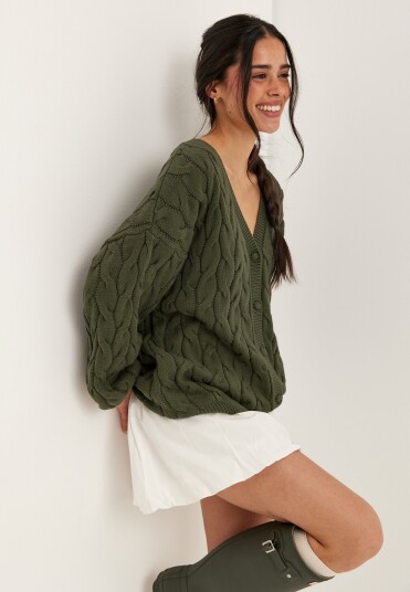 Bubbleroom Cable Knit Cardigan