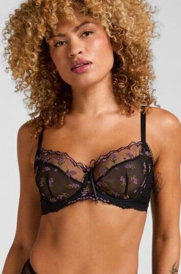 Hunkemöller Uforet Bøyle BH Iris Svart Hunkemöller Uforet Bøyle BH Iris Svart