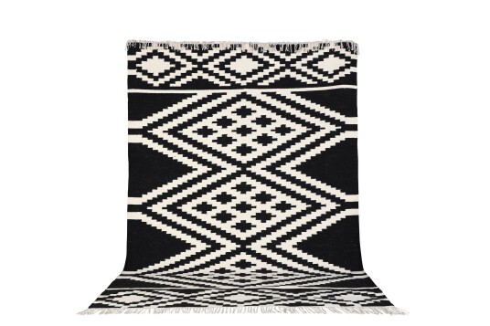 Venture Design Indari ullteppe Svart/hvit 300 x 200 cm Svart