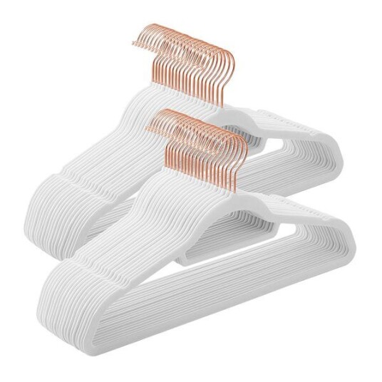 Fløyelshengere 50 pk   Hvit med roségullfargede detaljer