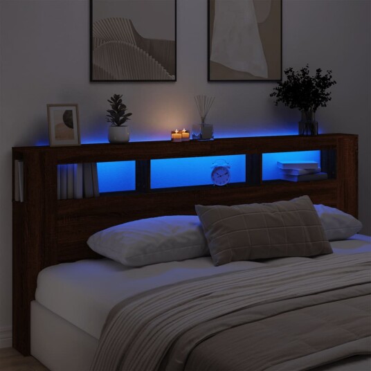 Sengegavl med LED brun eik 220x18,5x103,5 cm konstruert tre 8721012259621