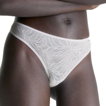 Calvin Klein Truser Sheer Marquisette Lace Thong Hvit polyamid Large Dame