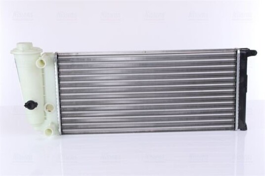 Radiator NISSENS 61837