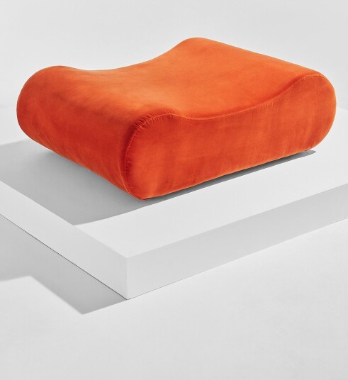 Pastill Faye puff i fløyel Orange Pastill Faye puff i fløyel Orange