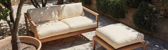 Skagerak Virkelyst 3 Seater Golden Yellow Stripe Teak Skagerak Virkelyst 3 Seater Golden Yellow Stripe Teak
