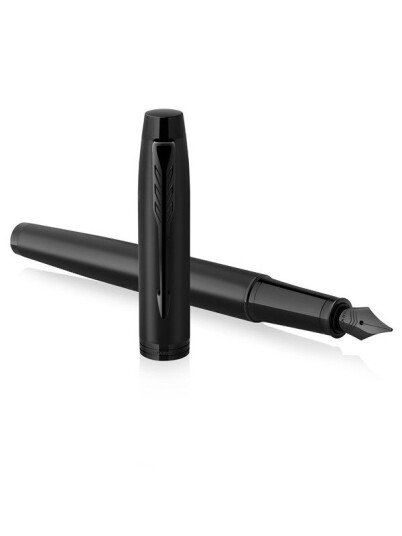 Parker IM Fountain Pen  Matte Svart with Svart Trim  Medium Point with Blå Ink Cartridge  Gift Box