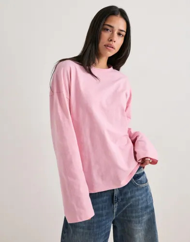 Nelly   Rosa   Relaxed Long Sleeve Top