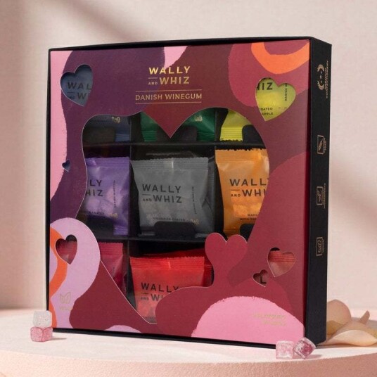Wally And Whiz The Selection Box - Love Edition, 297G Wally And Whiz The Selection Box - Love Edition, 297G