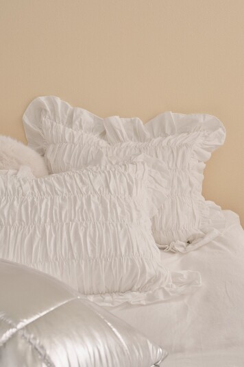 Ellos Home   Putetrekk Juliette Elastic Frill i vasket bomull   Hvit