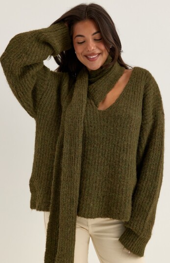 Bubbleroom Knitted Scarf Sweater