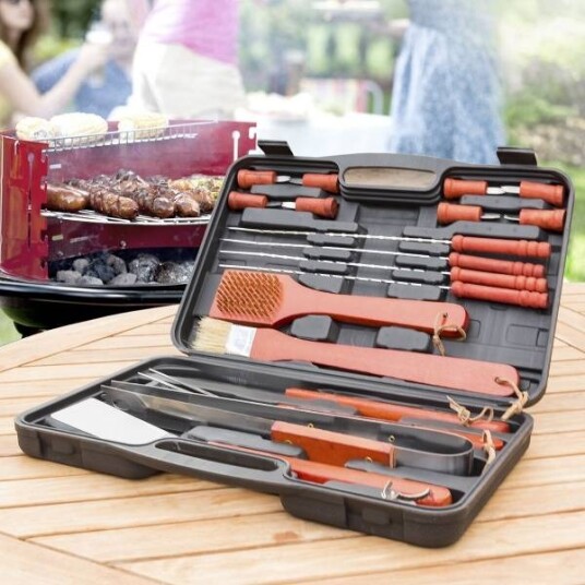 BBQ grillsett i 18 deler BBQ grillsett i 18 deler