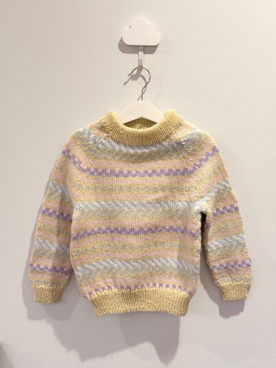 House Of Yarn IR 02 22a Hanami raglangenser barn
