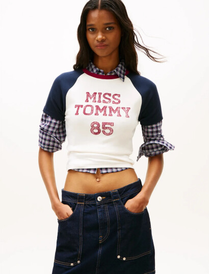 Tommy Jeans Tjw Slim Sh Miss Tommy Ss Tee Navy XS