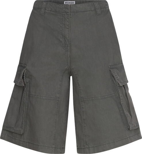 Weekday Loose Low Rise Cargo Shorts   Grey   46