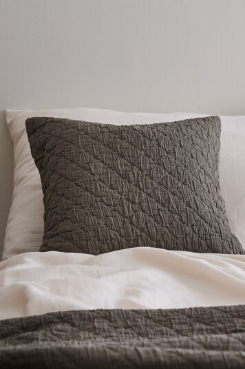 Ellos Home Putetrekk Thelma Check i bomull 50x50 cm Brun