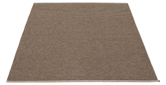 Pappelina Mono matte mørk brun 180x220 cm