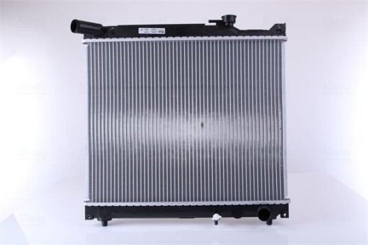 Radiator NISSENS 64165