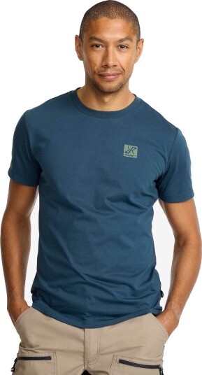 Revolutionrace Herre Overdeler T skjorter Easy Graphic Logo T shirt Slim Fit Herre Moonlit Ocean L