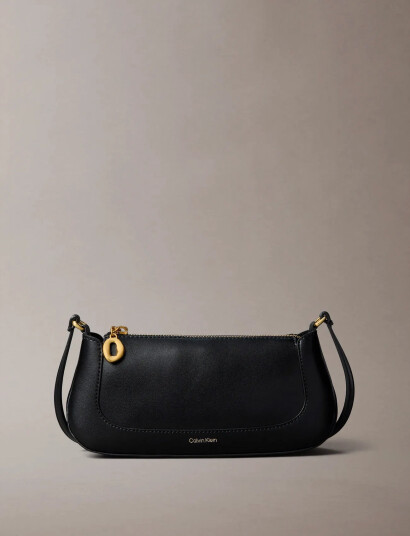 Calvin Klein Hardware Zip Crossbody - Black - ONE SIZE
