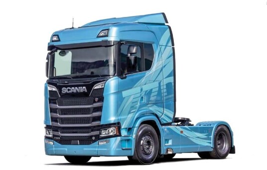Italeri 1/24 Scania S770 4x2 Normal Roof - Limited Edition