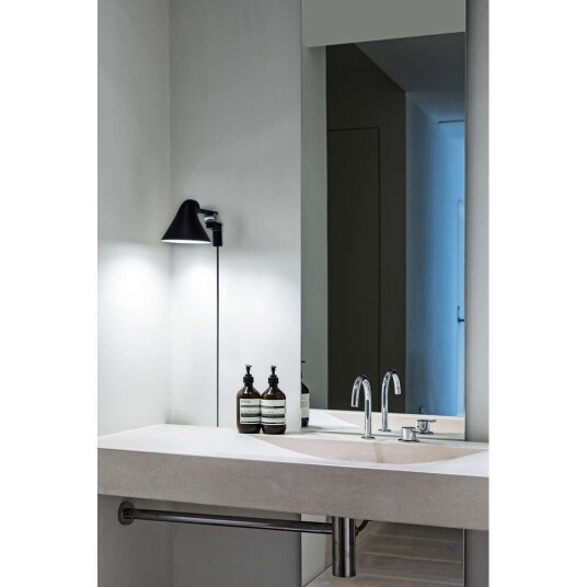 Louis Poulsen - NJP Box LED Vegglampe 2700K Short Light Alu/Grey Louis Poulsen Louis Poulsen - NJP Box LED Vegglampe 2700K Short Light Alu/Grey Louis Poulsen