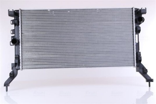Radiator NISSENS 637619