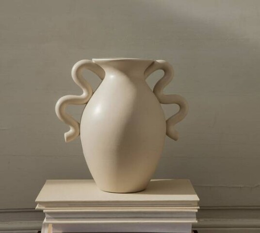 Verso Table vase, Cream