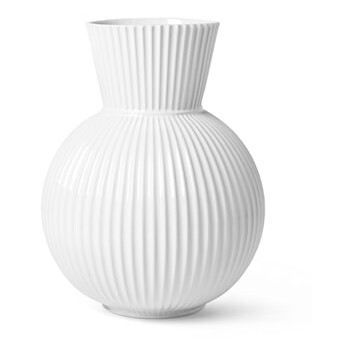 Lyngby Tura Vase Hvit Porselen H 34 cm Lyngby Tura Vase Hvit Porselen H 34 cm