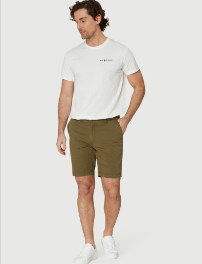 Sail Racing Helmsman Chino Shorts   Green   S