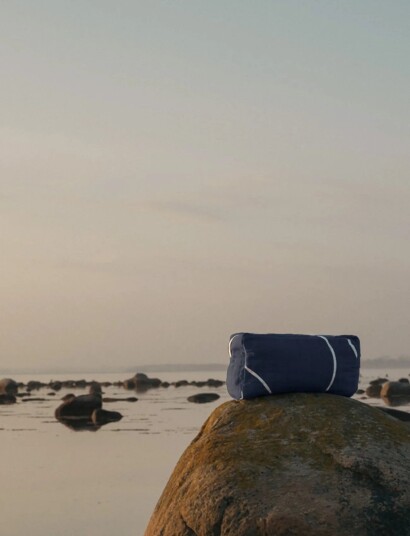 The Organic Company Reconnect Toiletry Bag Navy 28X 16X 13CM The Organic Company Reconnect Toiletry Bag Navy 28X 16X 13CM