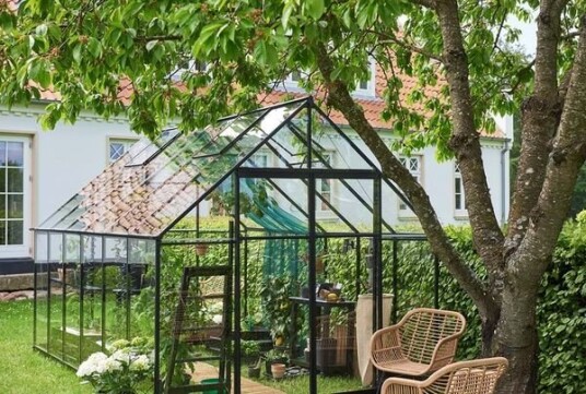 Halls Drivhus Qube+ Herdet Glass Sort 9,9 m²