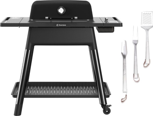 Everdure FORCE Gen III gassgrill med redskapssett svart Everdure FORCE Gen III gassgrill med redskapssett svart