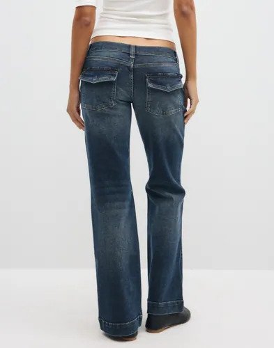 Nelly - Blå - Relaxed Bootcut Cargo Jeans