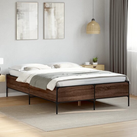  Sengeramme brun eik 140x190 cm konstruert tre og metall 8721102610011