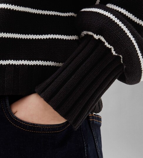 Calvin Klein Cardigan Strikk Svart Calvin Klein 8 år (128) Cardigan Hvit