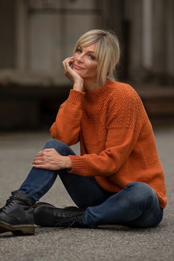 Viking Garn 2023 5 Tandori Genser Terracotta