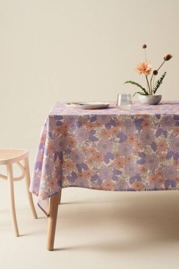 Jotex PEONY duk Lilla peoner 1708257-02-200 1708257-02-250