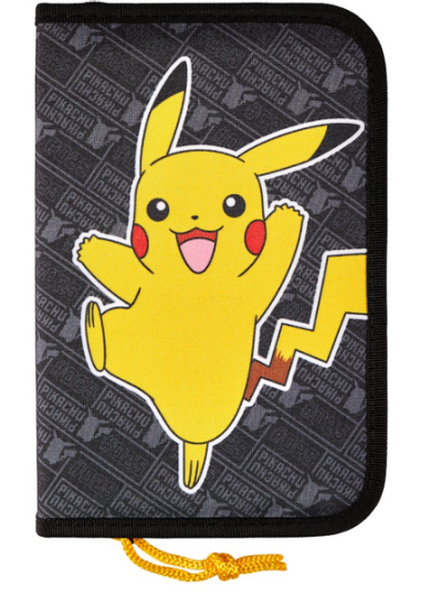 Pokemon Pennal Pikachu med innhold 20 cm