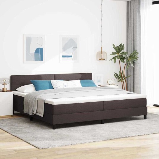  Box Spring Seng med Madrass & LED Mørk Brun 200x200 cm Stoff