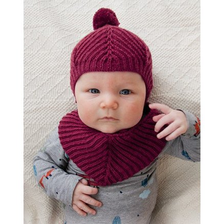 Baby Plum by DROPS Design Baby Lue og Smekke Strikkeoppskrift Str 1 3 mdr 3 4 år