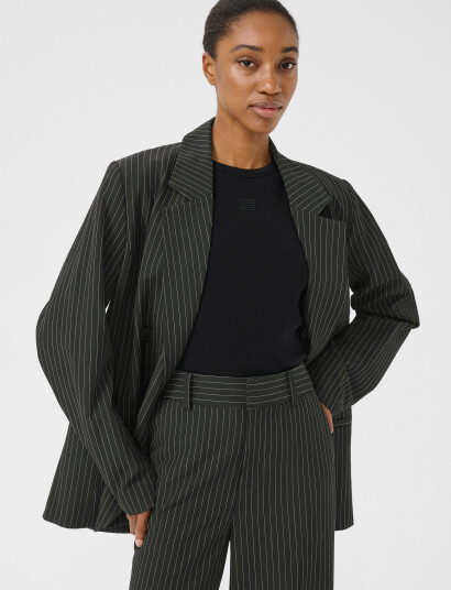 Gestuz Joellegz Pinstripe Blazer 2.0 Noos - Black - 36 Gestuz Joellegz Pinstripe Blazer 2.0 Noos - Black - 36