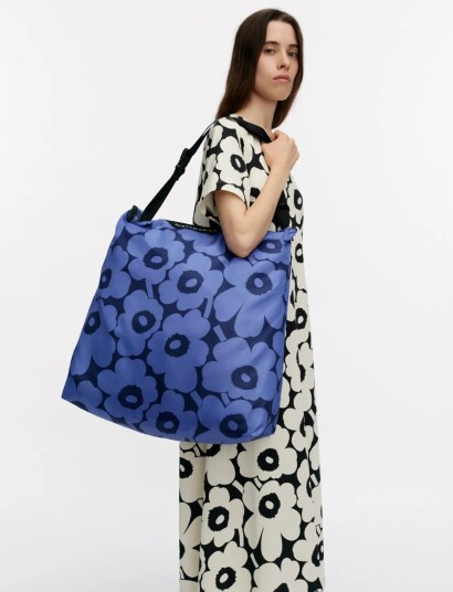 Marimekko Neat Crossbody Unikko L   Blue   ONE SIZE