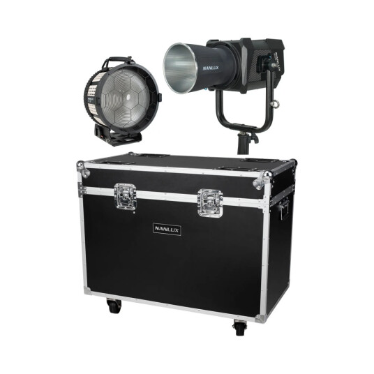 Nanlux Evoke 1200 Spot Light Kit 1200w LED lampe mFresnel og Flight Case