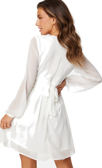 Bubbleroom Occasion Tie Back L/S Chiffon Dress White 42 Bubbleroom Occasion Tie Back L/S Chiffon Dress White 42