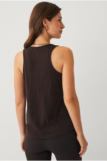 Ellos STUDIO Treningstopp Tank Top Loose Soft Brun