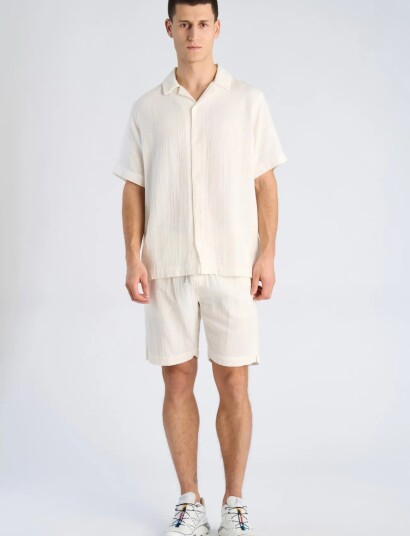 Lindbergh Cotton Muslin Resort Shirt S/S White XL Lindbergh Cotton Muslin Resort Shirt S/S White XL