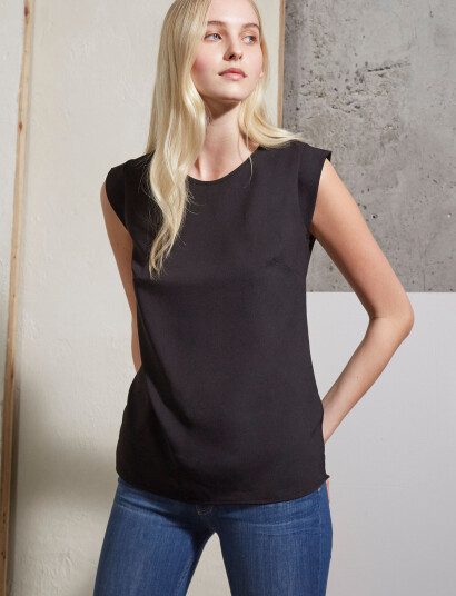 French Connection Polly Plains Cappedtee - Black - S