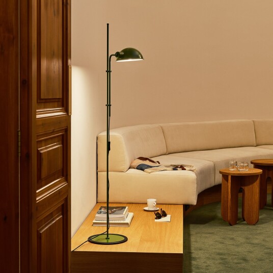 Gulvlampe MARSET Funiculí Grønn Stue Metall Design 135 Grønn
