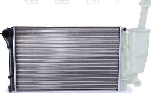 Radiator NISSENS 617845